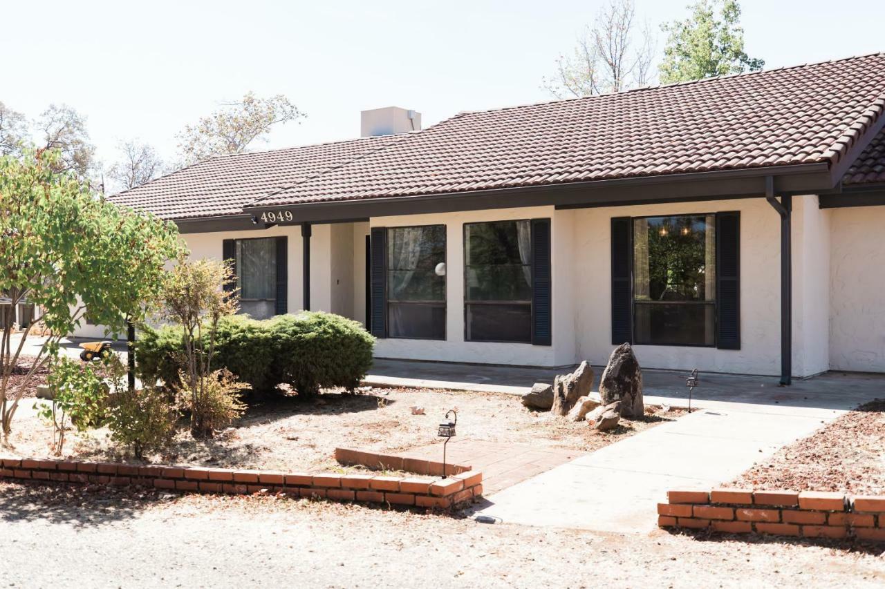 Moon Ranch - A Gateway To Yosemite Villa Mariposa Luaran gambar